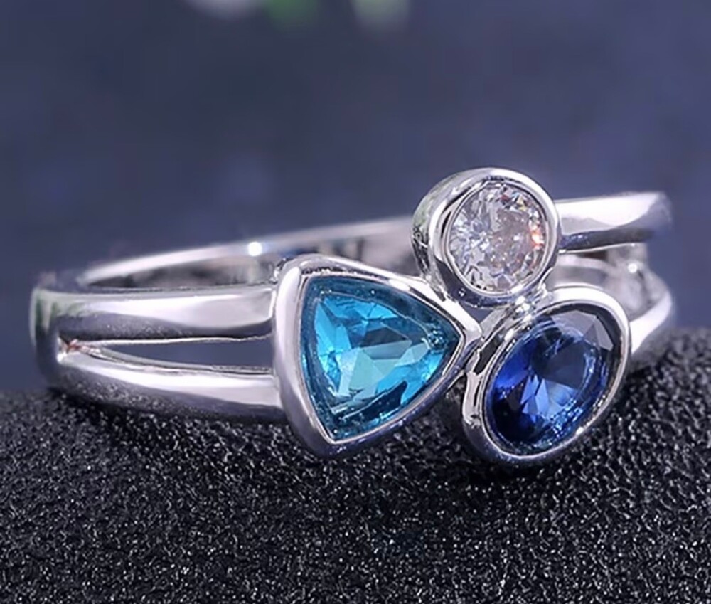 Blue Topaz Sapphire Three Stone Size 7 Ring Silver Split Shank Statement